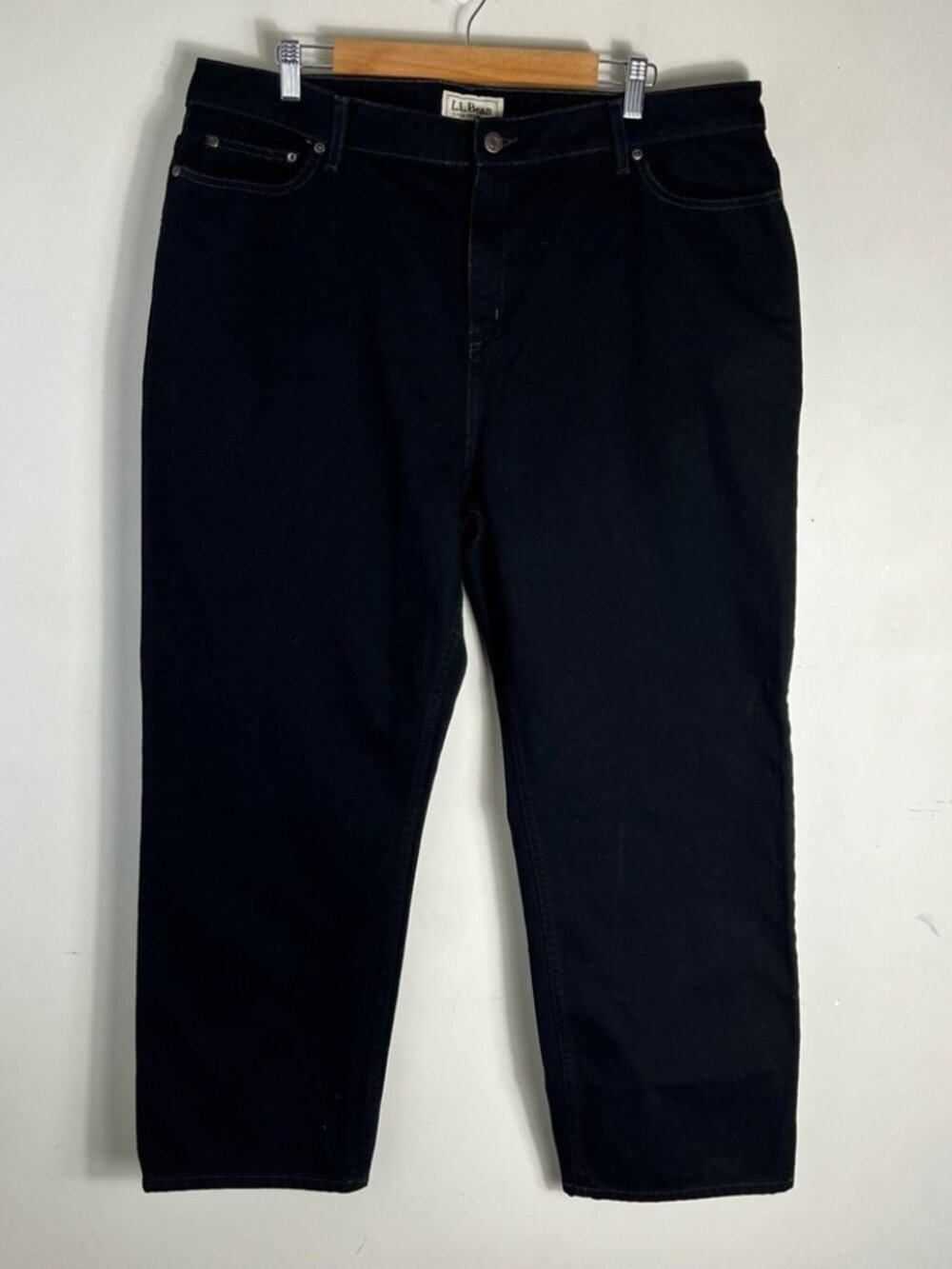 VTG L.L. Bean Women’s Classic Fit Black Straight Leg Jeans Size 20 High Rise
